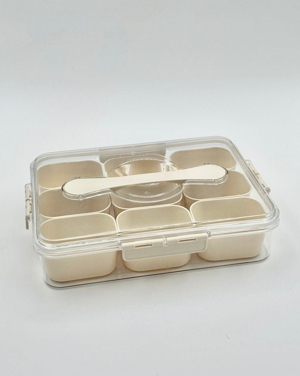 Snackslåda med 9 fack och bärhandtag